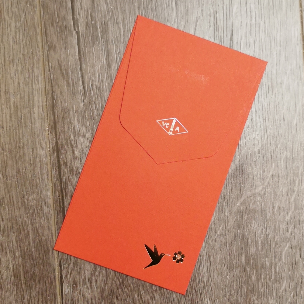 Van Cleef Red Pockets - Picture 3 of 5